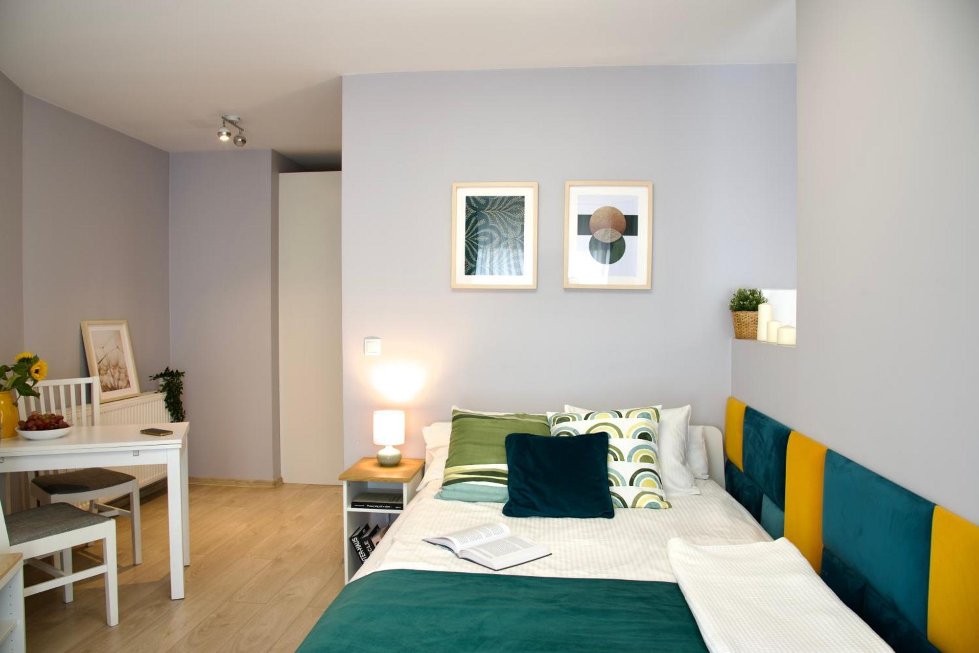 - Solna Studio&apartments Apartament *